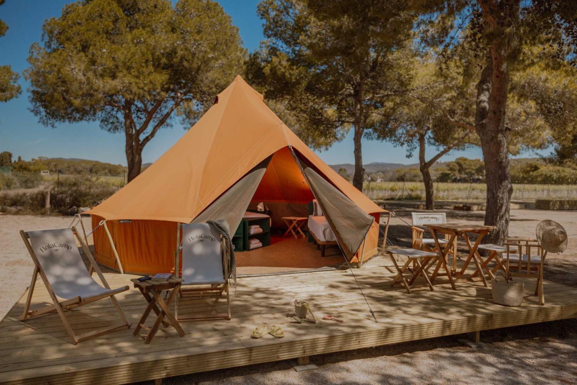Отель Holacamp Sitges Fun Экстерьер фото
